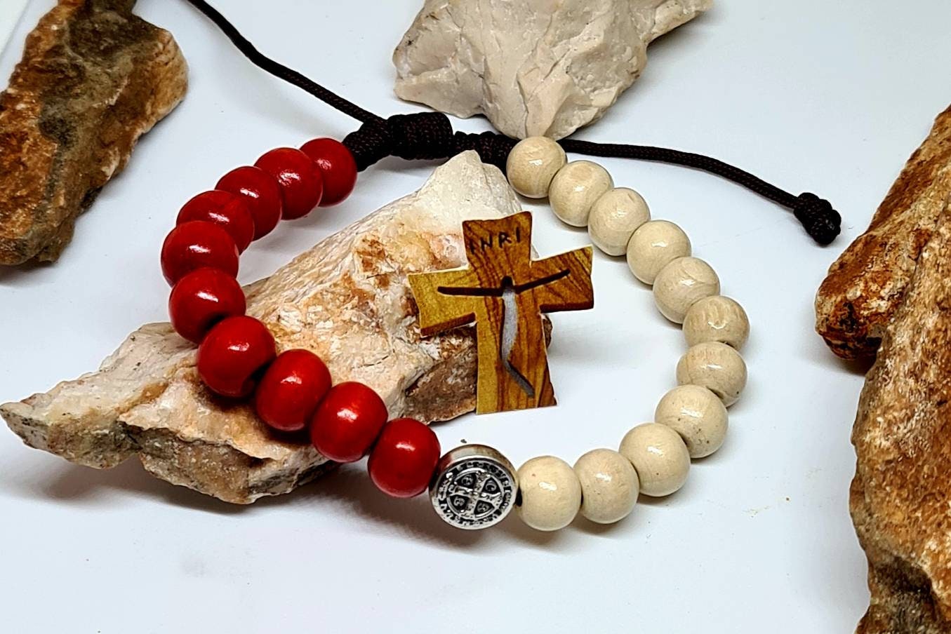 Saint Benedict Bracelet, wooden bracelet, beads 8mm, handmade catholic bracelet, san Benito medal, religious jewelry from Medjugorje